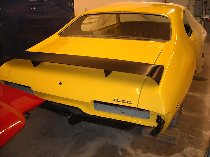 rear_spoiler1
