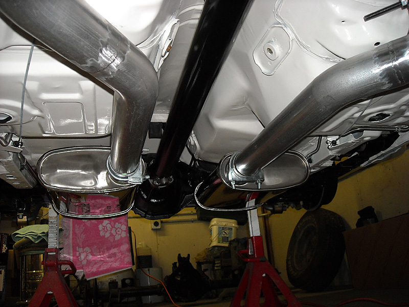 fitting_exhaust