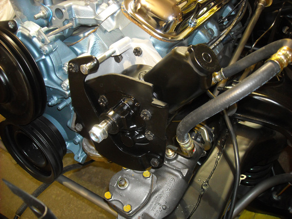 power_steering_pump_and_bracket_assembly